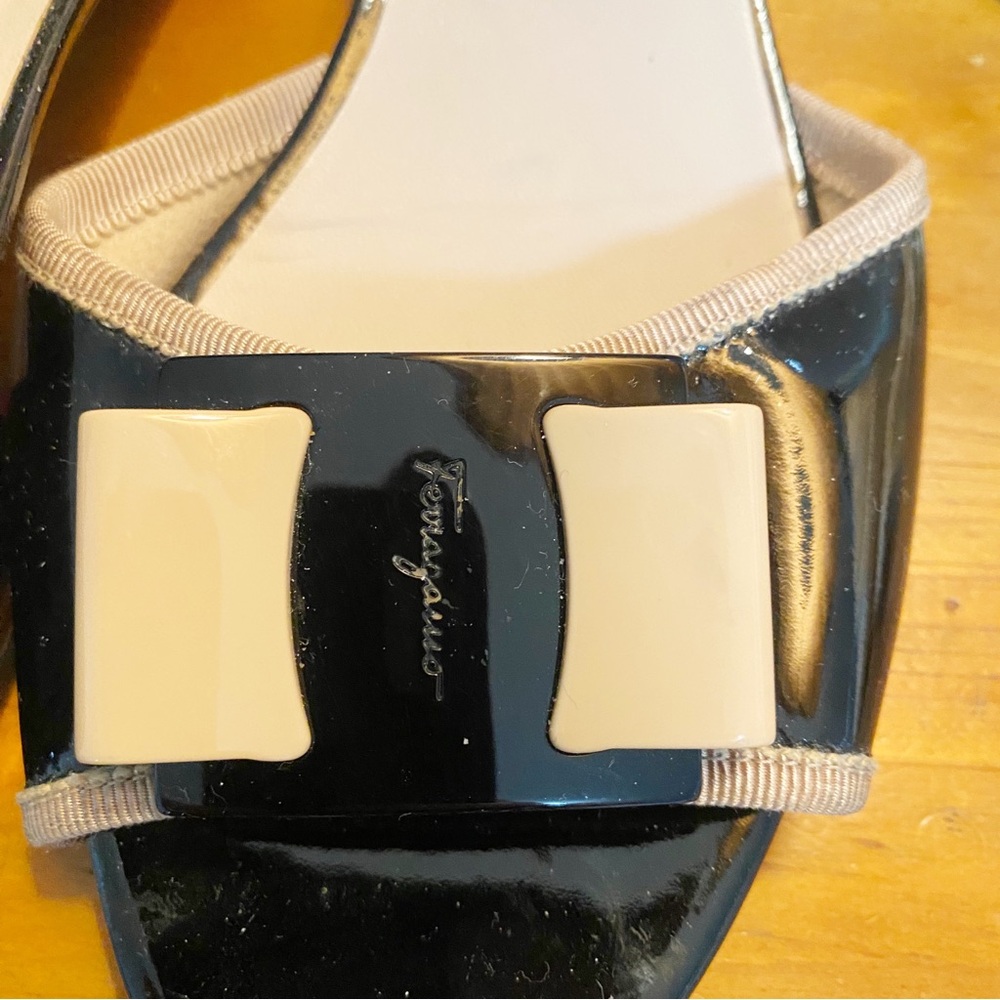 Salvatore Ferragamo Black and Cream Women's Slide Sandals - Picture 2 of 4
